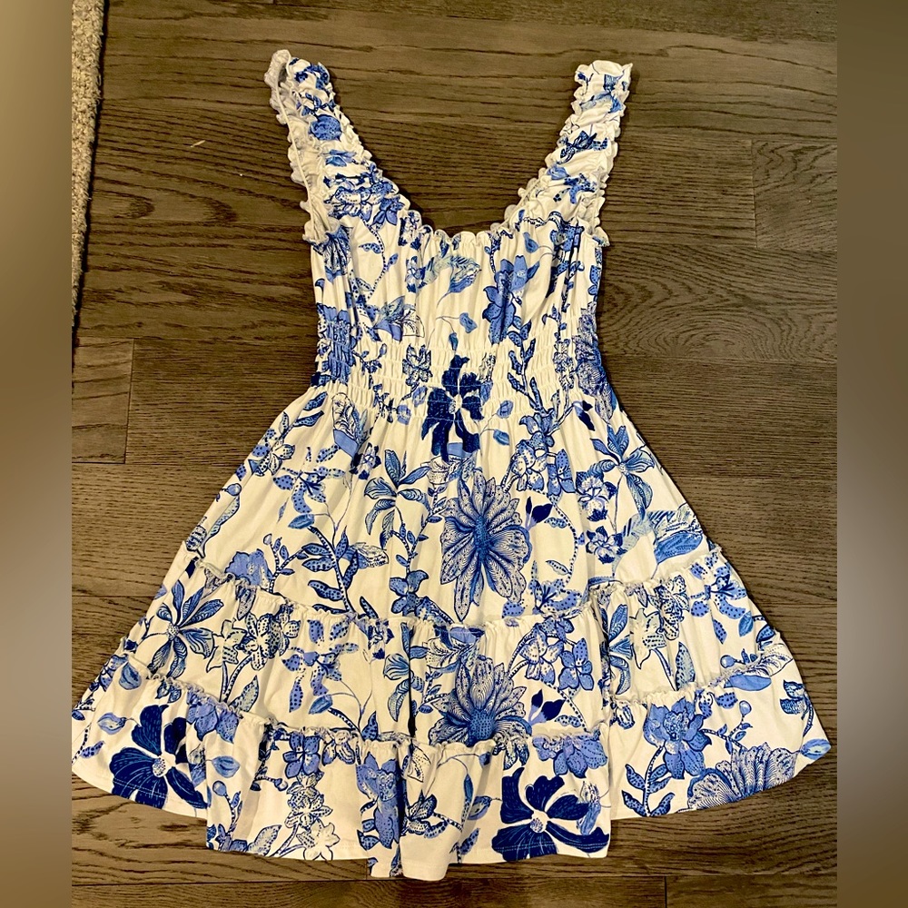 white and blue floral print dress
